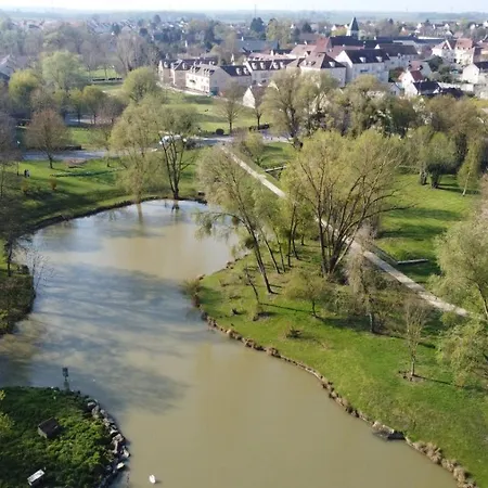 Le Pandora Moussy-le-Neuf